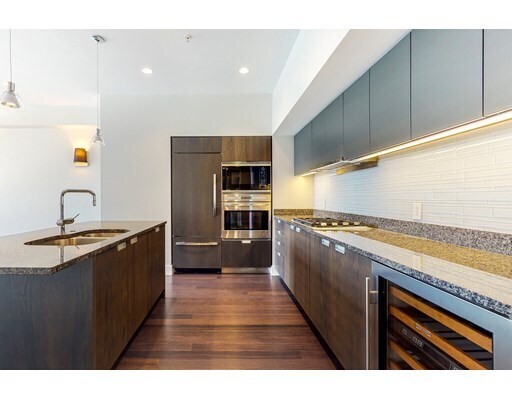 Photo - 110 Stuart St Unidad 18C