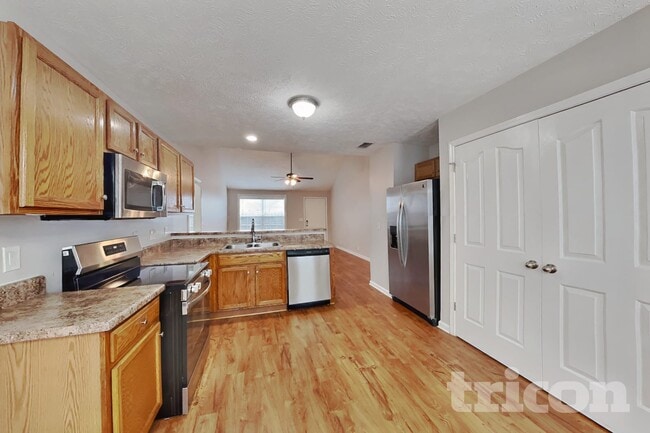 Photo - 1258 Tiree Dr