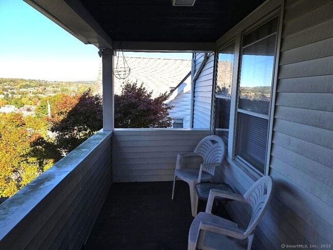 Photo - 39 Starview Ave Unit 2nd floor