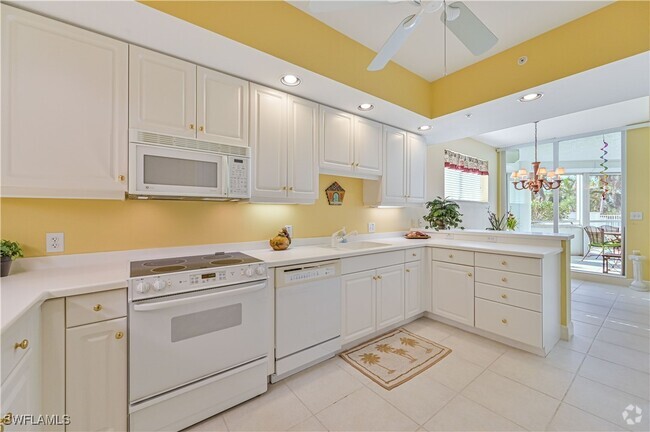 Building Photo - 300 Dunes Blvd Unit 2 Rental