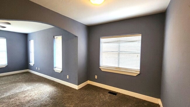 Photo - 1 Bed 1 Bath in Guernsey Park Pl Addn-steps from the Paseo District Unit 514 NW 27th St, Apt 4