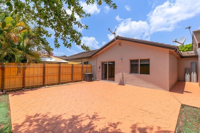 Building Photo - 8640 NW 188th Terrace