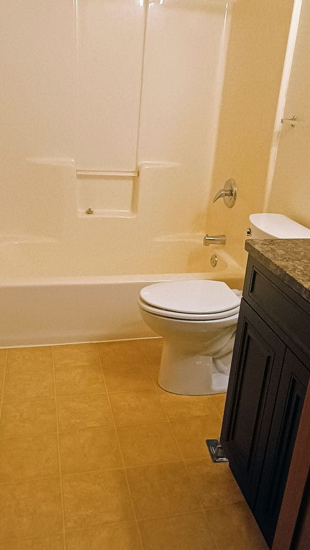 Photo - Charming 1 Bedroom Apartment in Quiet Mont... Unit 31