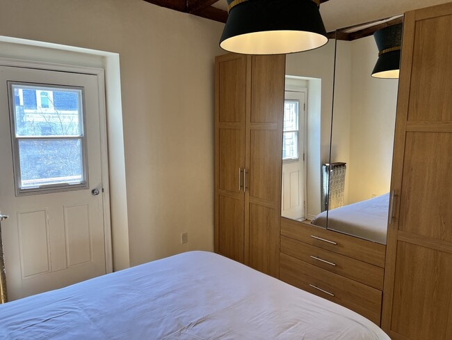 Building Photo - 925 Rue Cherrier Unit 5