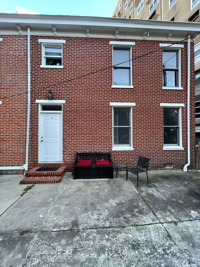 Photo - 1206 Delaware Ave Unidad 1