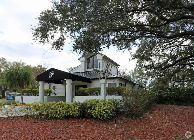Leasing Office