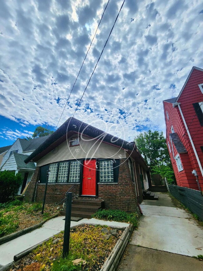 Photo - Adorable but unique 3+ bedrooms with bonus rooms! Fenced yard!