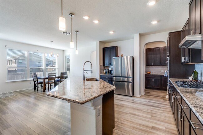 Photo - 4638 Teverola Dr