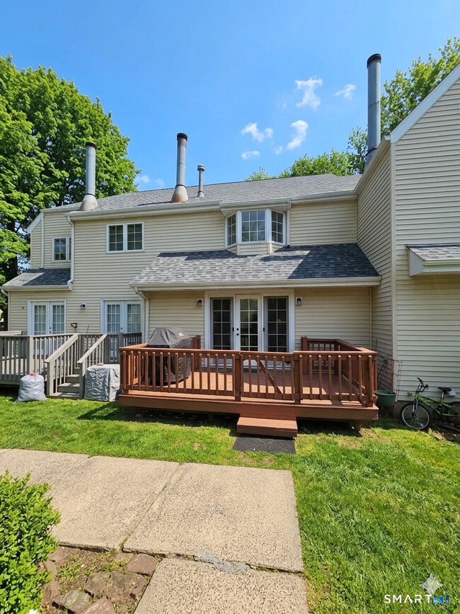 Photo - 12 W Meadow Ln Unit 2