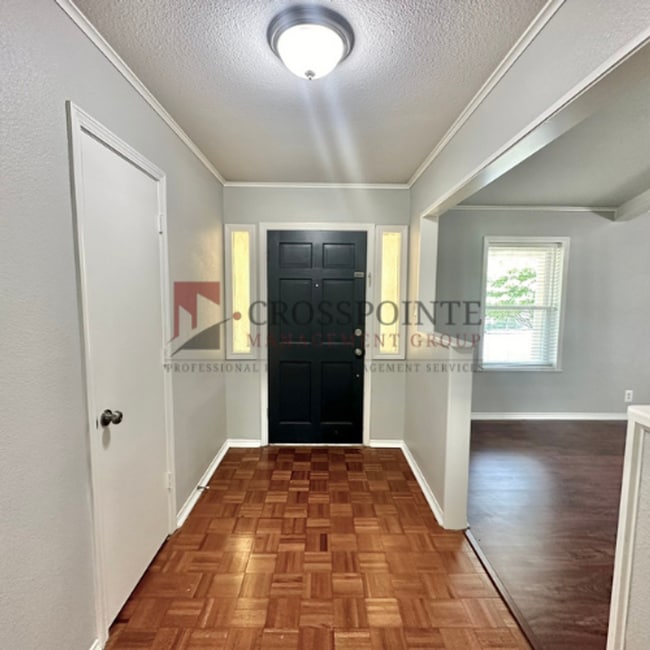 Photo - Beautiful 4 Bedroom 2 Bathroom home in Tyler!