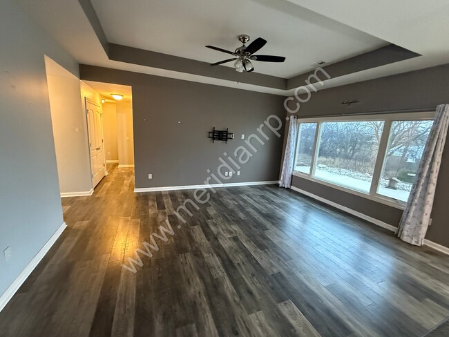 Photo - 473 Greenpointe Pkwy