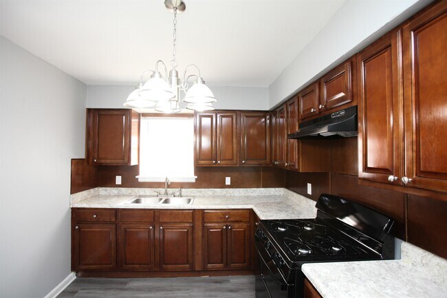 Photo - 4501 W 29th St