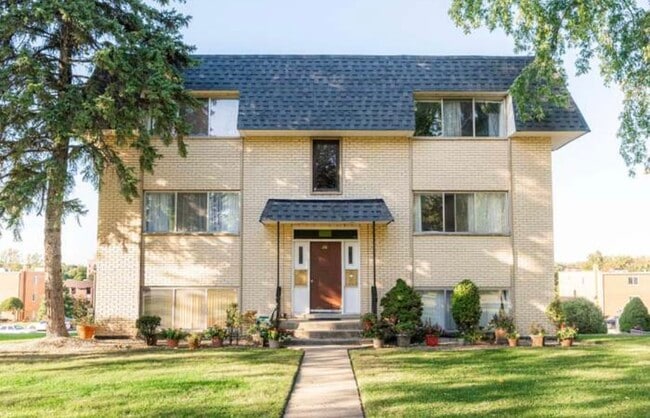 Building Photo - 261 Nordic Rd