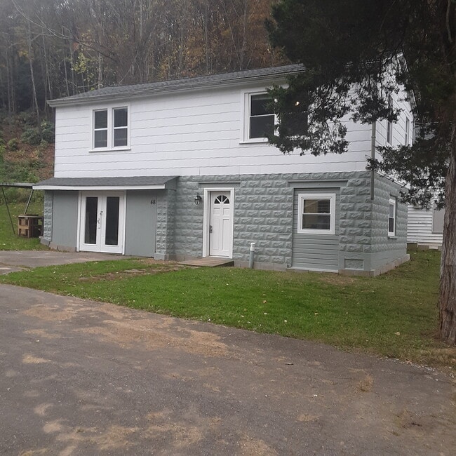 Building Photo - 48 Marcellas Ln