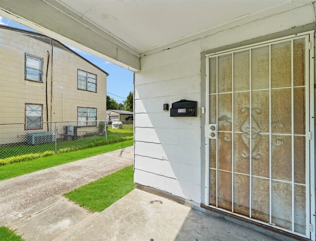 1130 7th Ave N