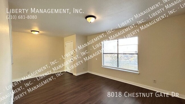 Photo - 8018 Chestnut Gate Dr