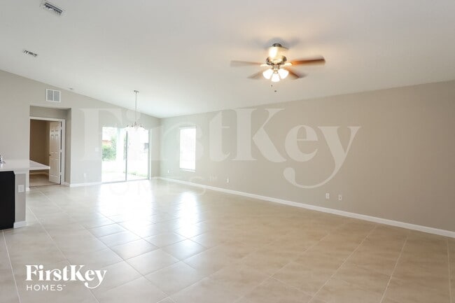 Photo - 843 SW Andrew Rd