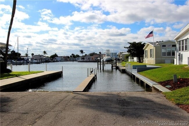 10701 S Ocean Dr