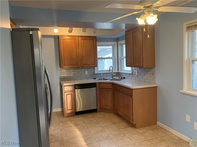 Photo - 1861 Eaton Dr