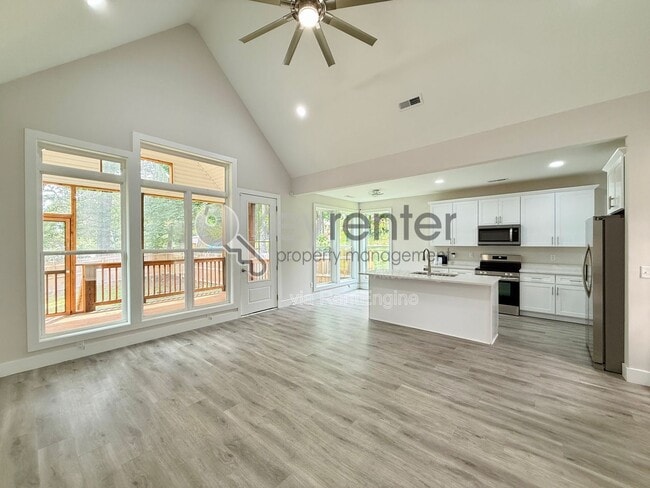 Photo - 732 Belle Vista Ave