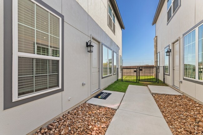 Exterior of Duplex (4201) - West End Estates