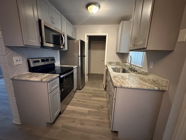 Photo - 2906 Garden Rd