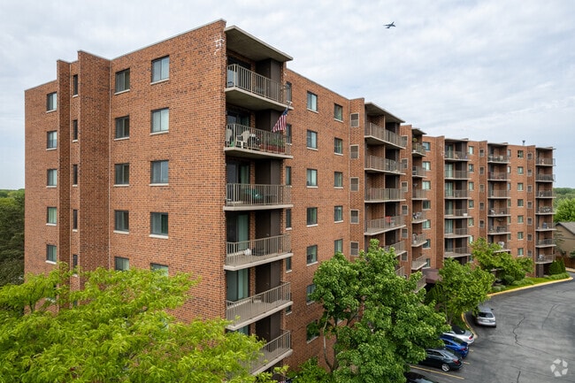 Photo - One Bloomingdale Place