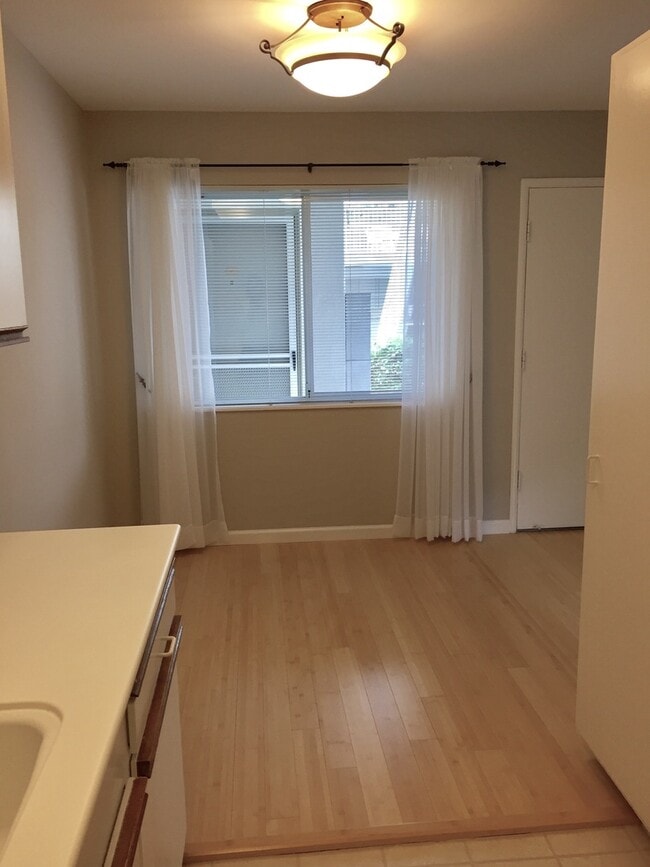 Photo - The Pines Apartments