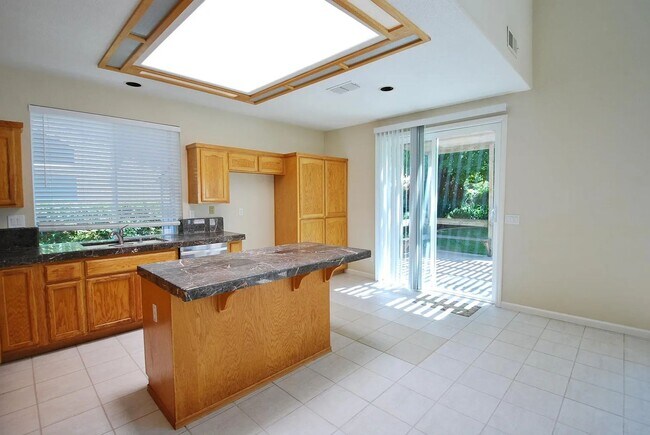 Photo - Great home in Elk Grove!