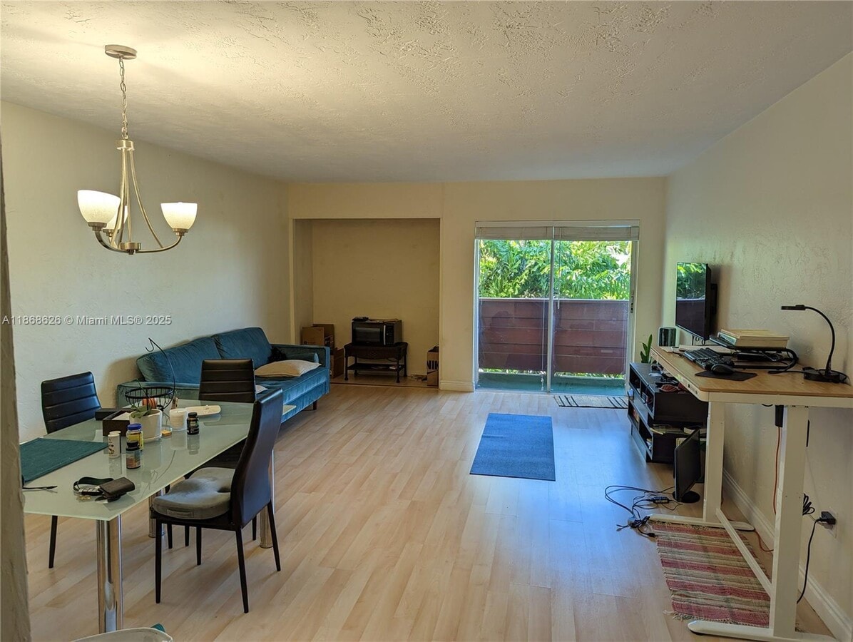 Photo - 1205 Mariposa Ave Condo Unit 409