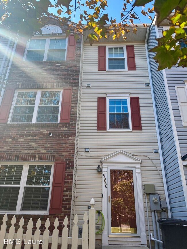 3 br, 2.5 bath House - 8926 Mallard Court - 3 br, 2.5 bath House - 8926 Mallard Court