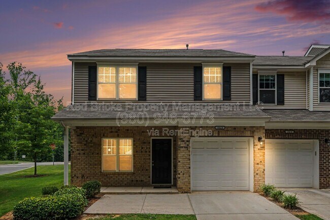 Photo - 10420 Benfield Rd