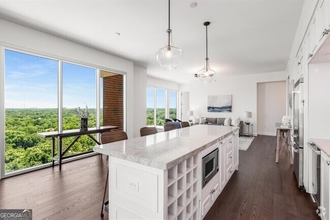 Building Photo - 1820 Peachtree Rd NE Unit 1607 Rental