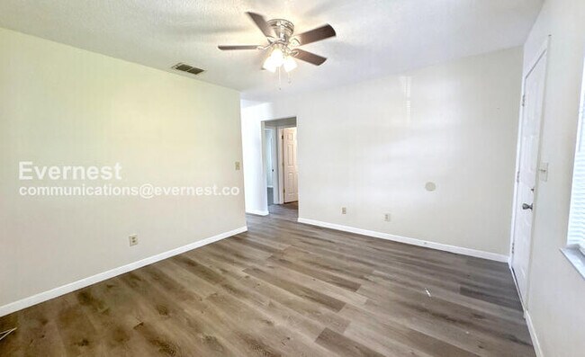 Photo - 2901 Bay View Dr Unit a