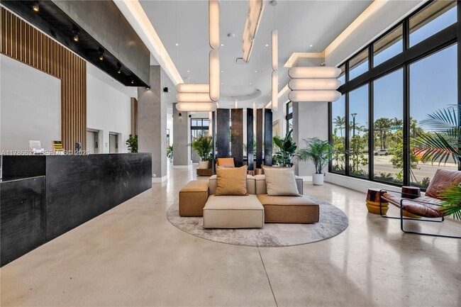 Photo - 3801 N Dixie Hwy Unidad 404