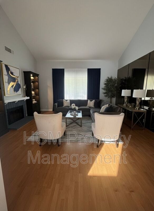 Photo - 1761 E Warrenton Ave