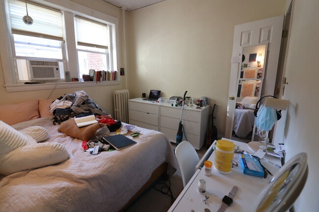 Photo - 62 Egmont St Unit 5