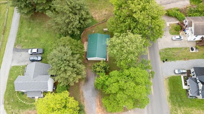 Photo - Cozy Radford Home on Forest Ave, Radford