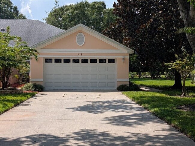 Photo - 1181 Athlone Way