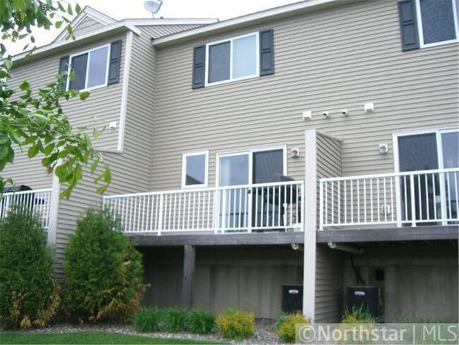 Photo - 4818 Education Dr N