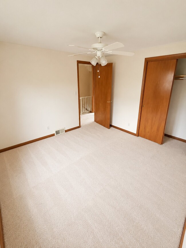 Photo - 60 Prestwick Dr Unit 60