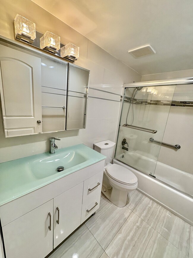 Photo - 26 Golfs Edge