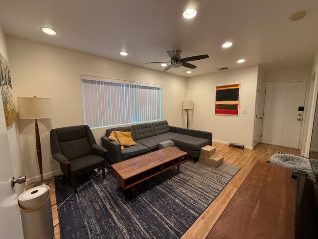 Living Room - 4907 S Centinela Ave Unit A