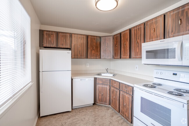 Kitchen - 4 Rm, 2 Bd, 1.5 Ba - 1,200 - 1,275SF