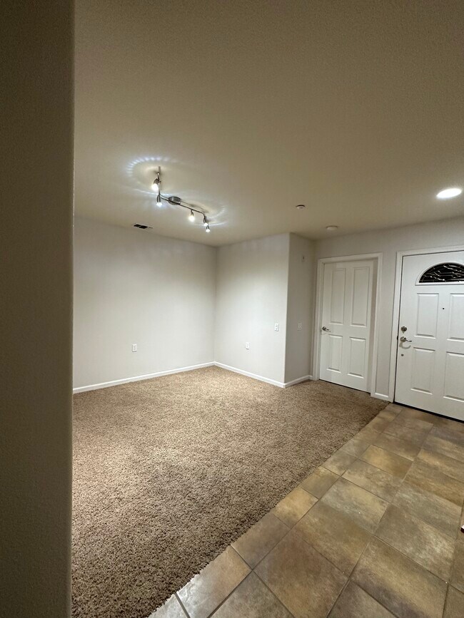 Photo - 4930 Dover Ln Unit 1509