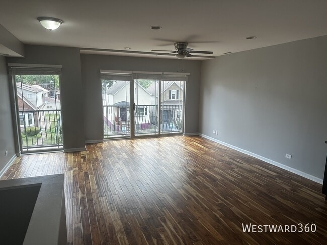 Photo - 6344 S Rhodes Ave Unit 3