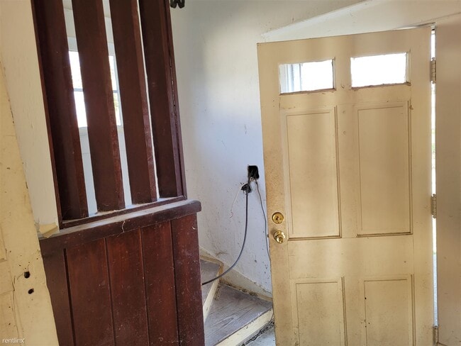 Photo - 3 br, 1.5 bath House - 332 North French St...