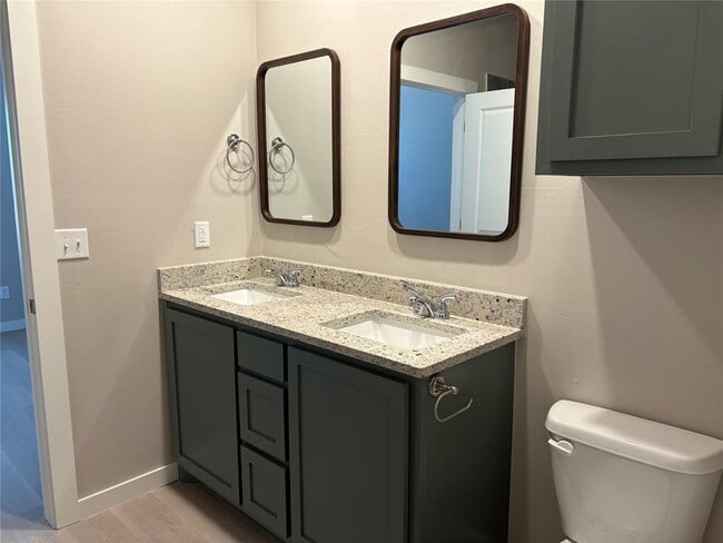 Photo - 325 N Cleveland Ave