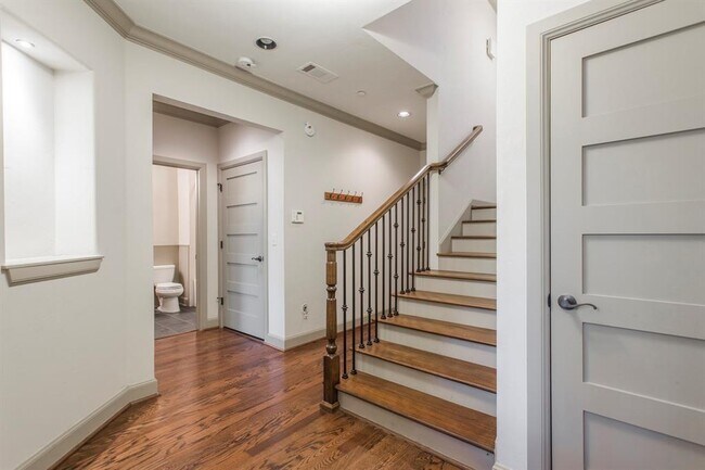 Photo - 226 Russell M.Perry Ave