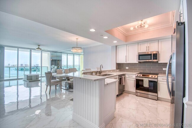 Photo - 2650 Lake Shore Dr Unit 2303